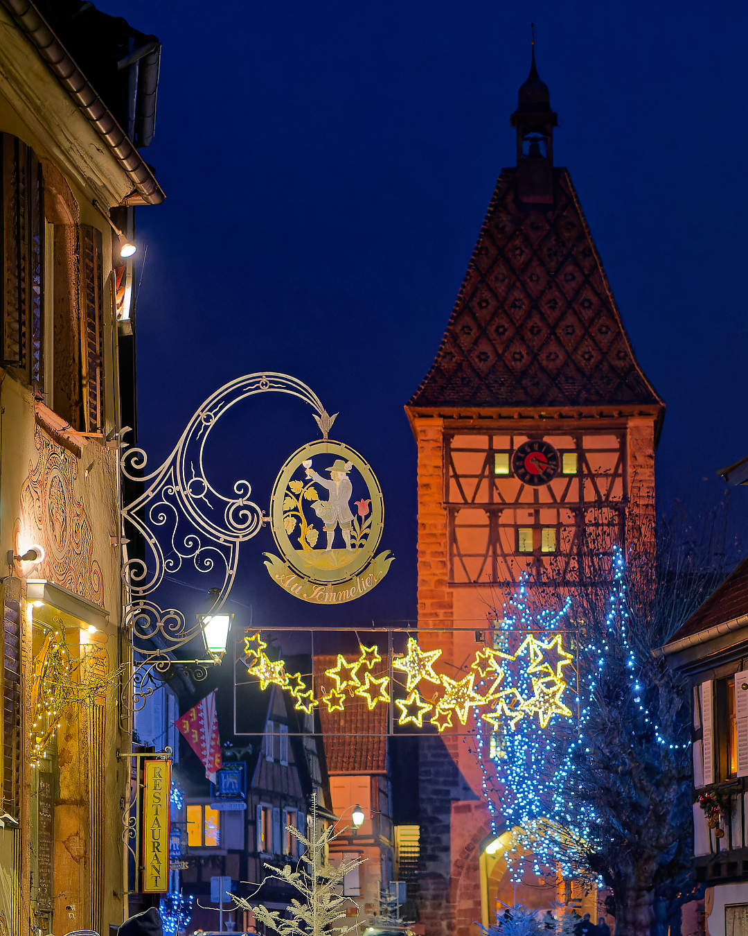 La Porte Haute de Bergheim en Alsace à la période de Noël
